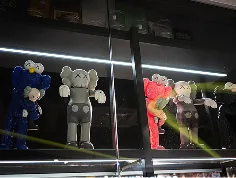 フィギュア